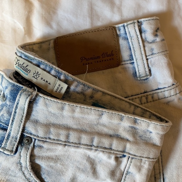 ZARA Denim Shorts - EUR 34 - Picture 3 of 4